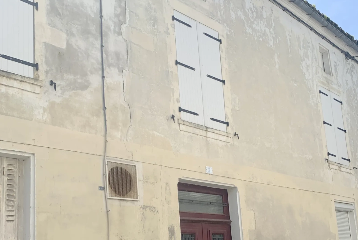 Maison de 180 m² à vendre à Matha, Charente-Maritime 