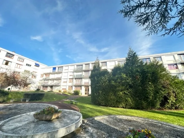 À Vendre Appartement F4 à Rantigny, Proche Gare et Commerces - 68,23 m2