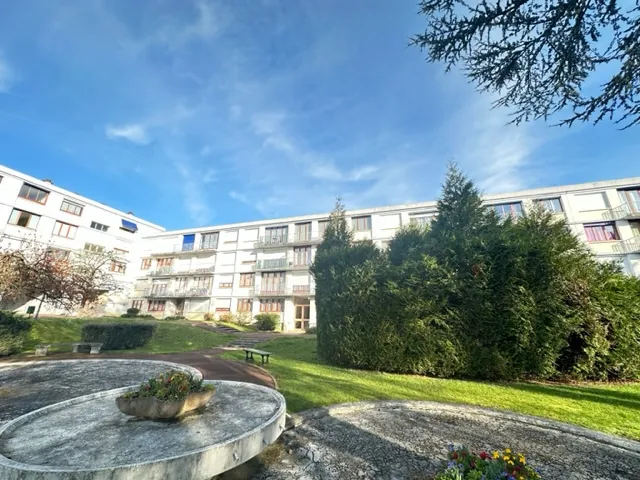 À Vendre Appartement F4 à Rantigny, Proche Gare et Commerces - 68,23 m2 