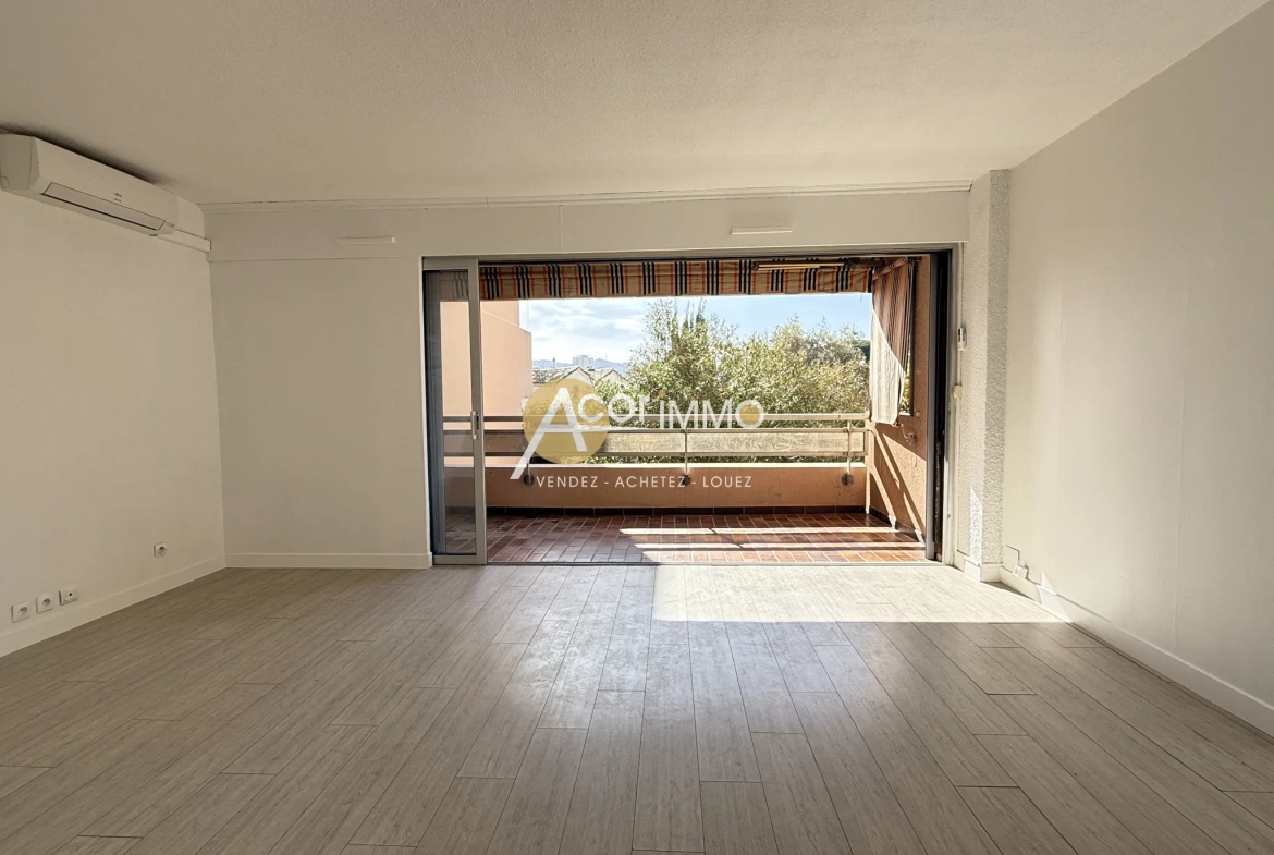 Appartement T3 à vendre à La Seyne-sur-Mer proche mer - 72 m² avec terrasse 