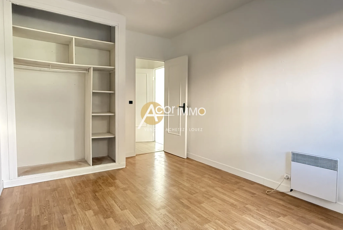 Appartement T3 à vendre à La Seyne-sur-Mer proche mer - 72 m² avec terrasse 