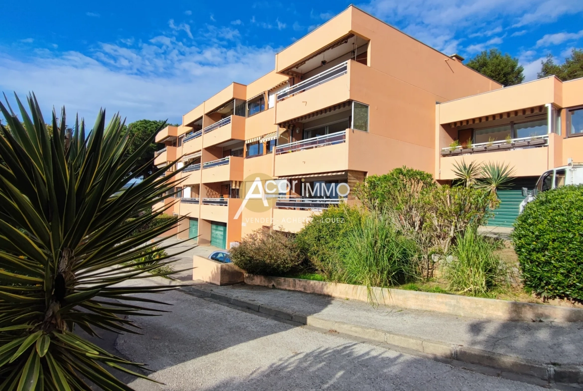 Appartement T3 à vendre à La Seyne-sur-Mer proche mer - 72 m² avec terrasse 