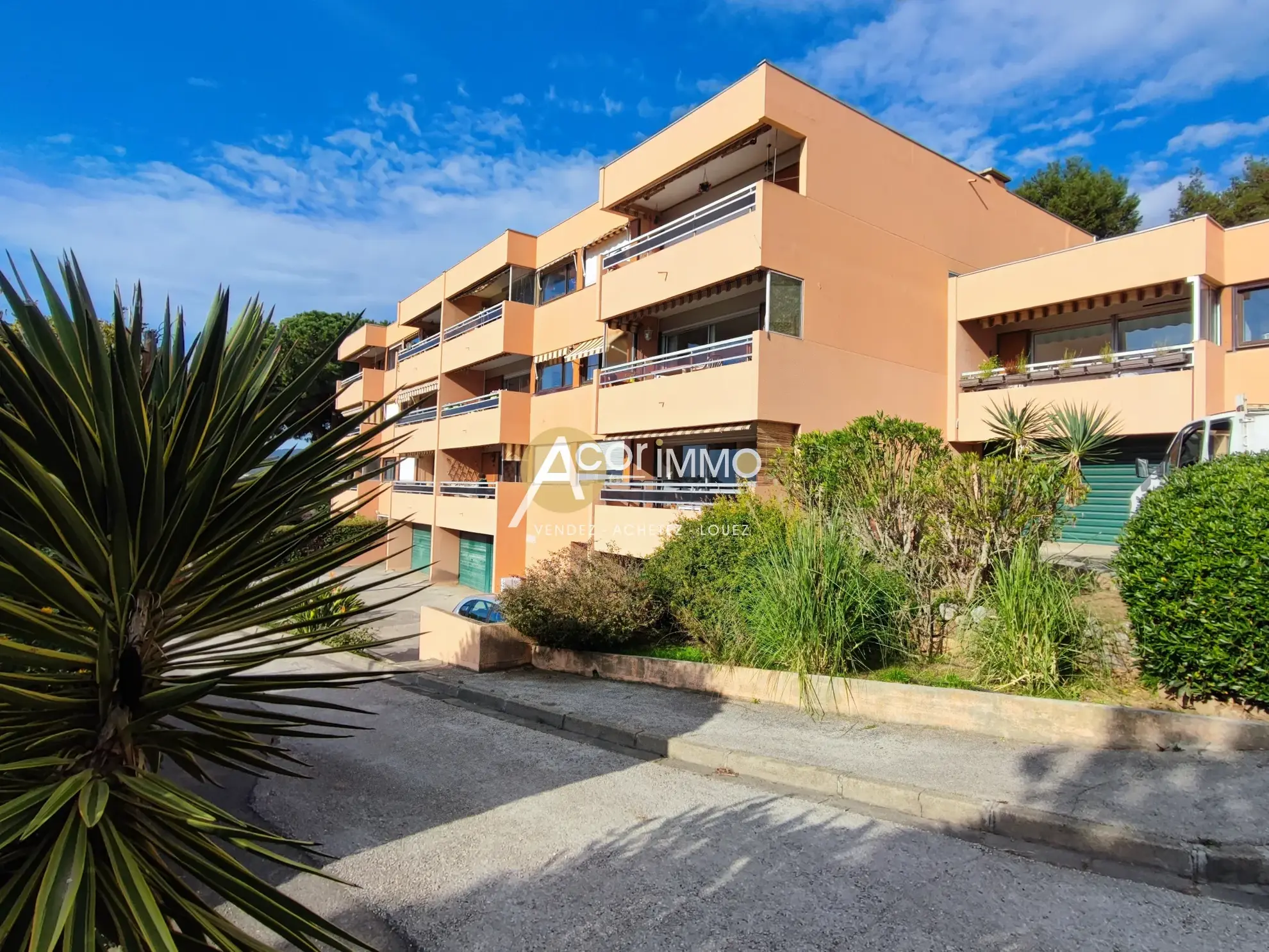 Appartement T3 à vendre à La Seyne-sur-Mer proche mer - 72 m² avec terrasse 