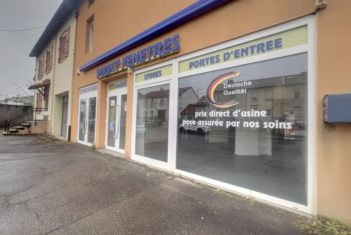 Local commercial avec appartement à Fameck - 73 m² avec jardin et vitrine 