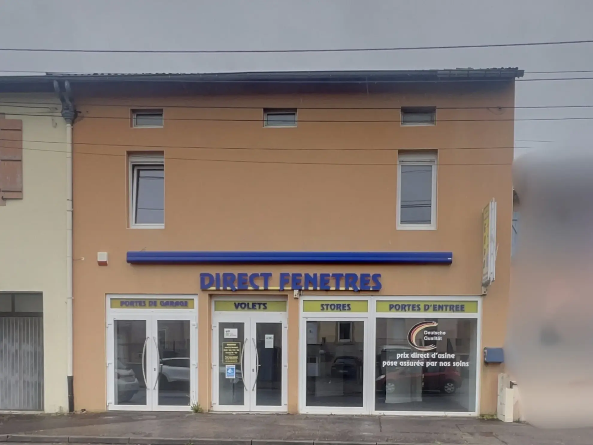 Local commercial avec appartement à Fameck - 73 m² avec jardin et vitrine 