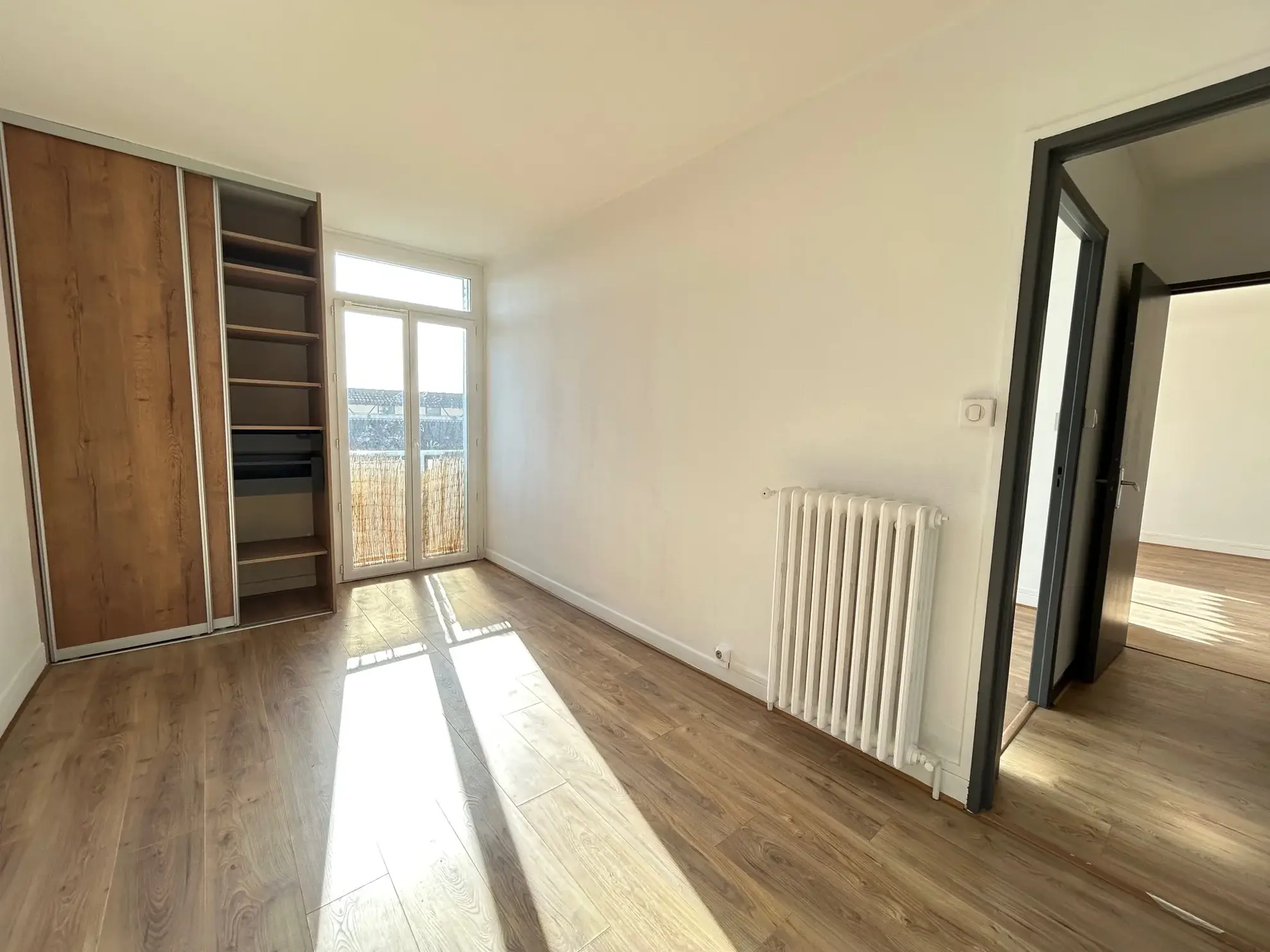Appartement T4 à vendre à Toulouse Côte Pavée, dernier étage avec balcon et cave 