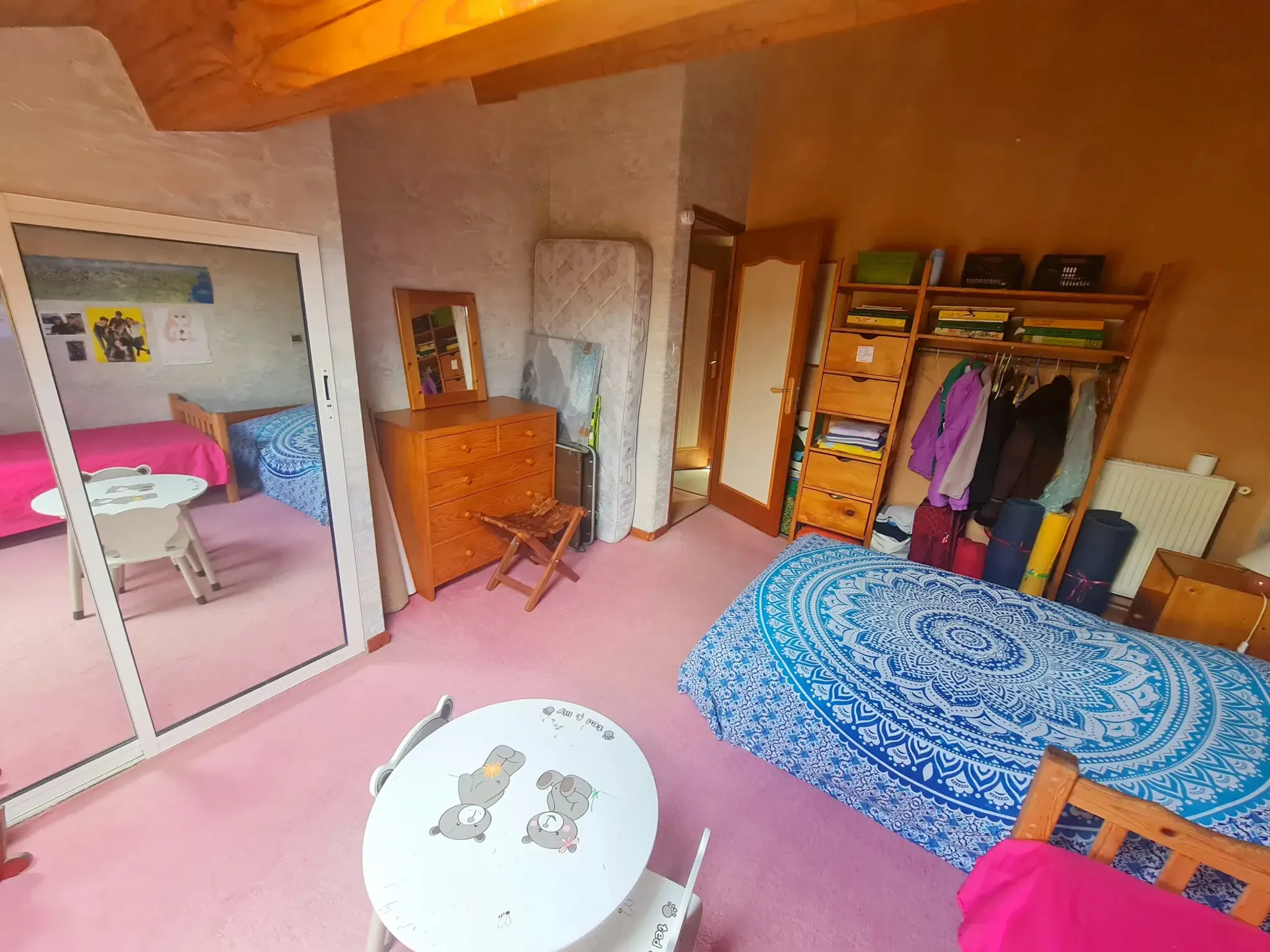 Belle ferme ancienne avec vue Pyrénées, terrain de 6660 m², garage et dépendances près de Toulouse 