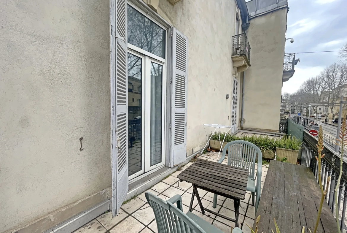 Studio avec terrasse à Montpellier, proche centre et-transports - Investissement idéal 