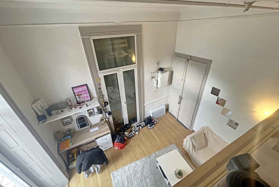 Studio avec terrasse à Montpellier, proche centre et-transports - Investissement idéal 