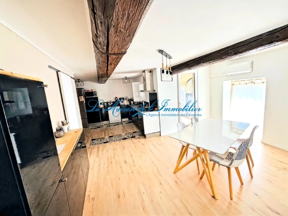 Maison de village à Corconne avec studio, atelier et terrasses – 165 m² à vendre