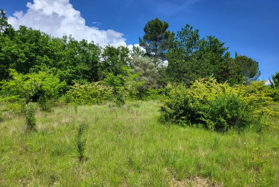 Terrain constructible de 1500 m² à Ners, proche d'Alès et Quissac - Liberté de construction 