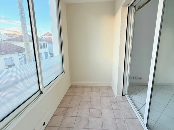Appartement 2 pièces de 43,20 m² avec terrasse et parking au Cannet