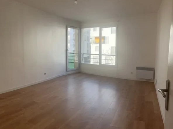 Appartement 4 pièces de 77m² avec balcon à Cergy le Haut
