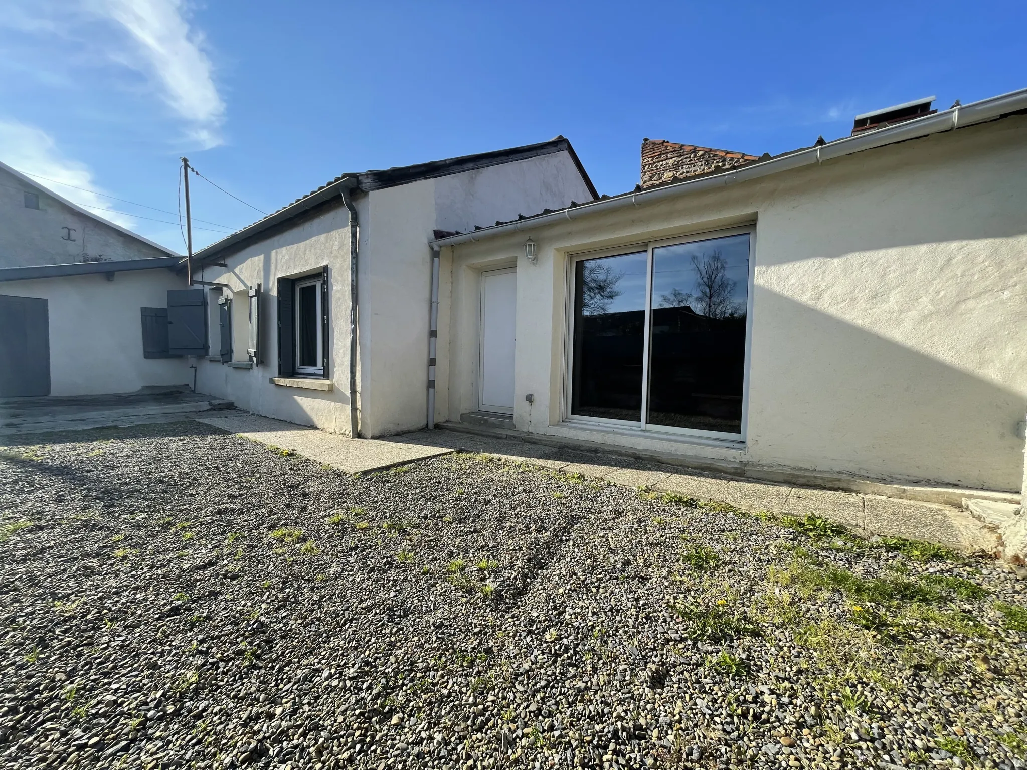 Maison rénovée avec 3 chambres au centre de Vic en Bigorre 