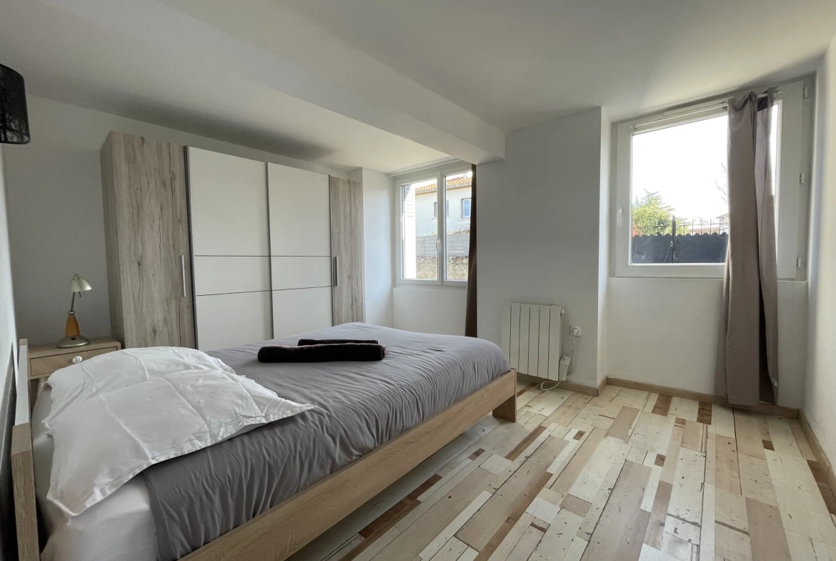 Maison rénovée avec 3 chambres au centre de Vic en Bigorre 