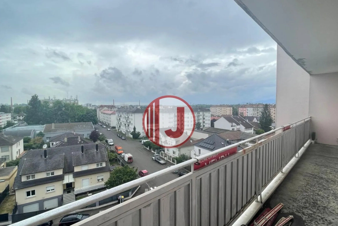 Bel appartement de 3 pièces avec deux balcons à Mulhouse 