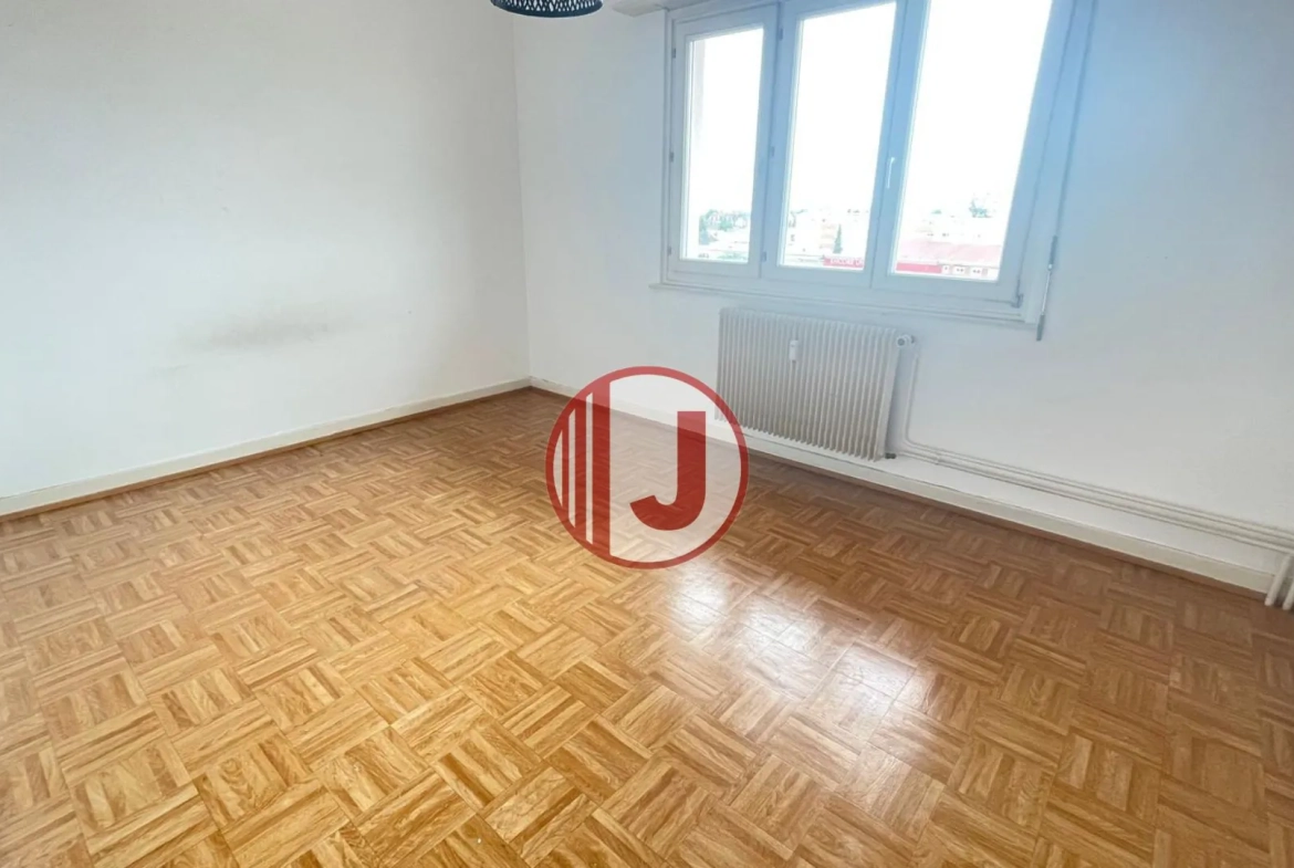 Bel appartement de 3 pièces avec deux balcons à Mulhouse 
