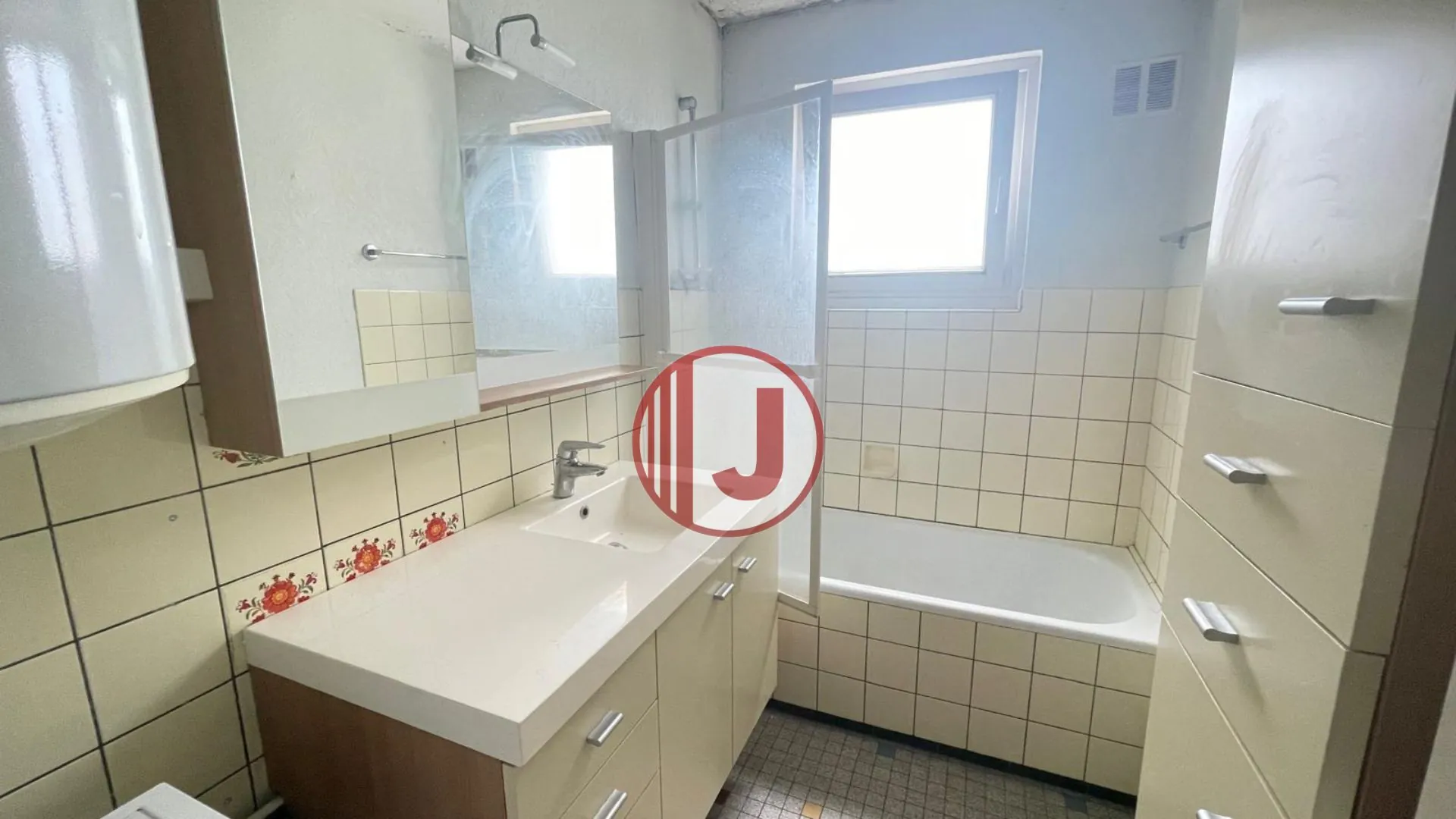 Bel appartement de 3 pièces avec deux balcons à Mulhouse 