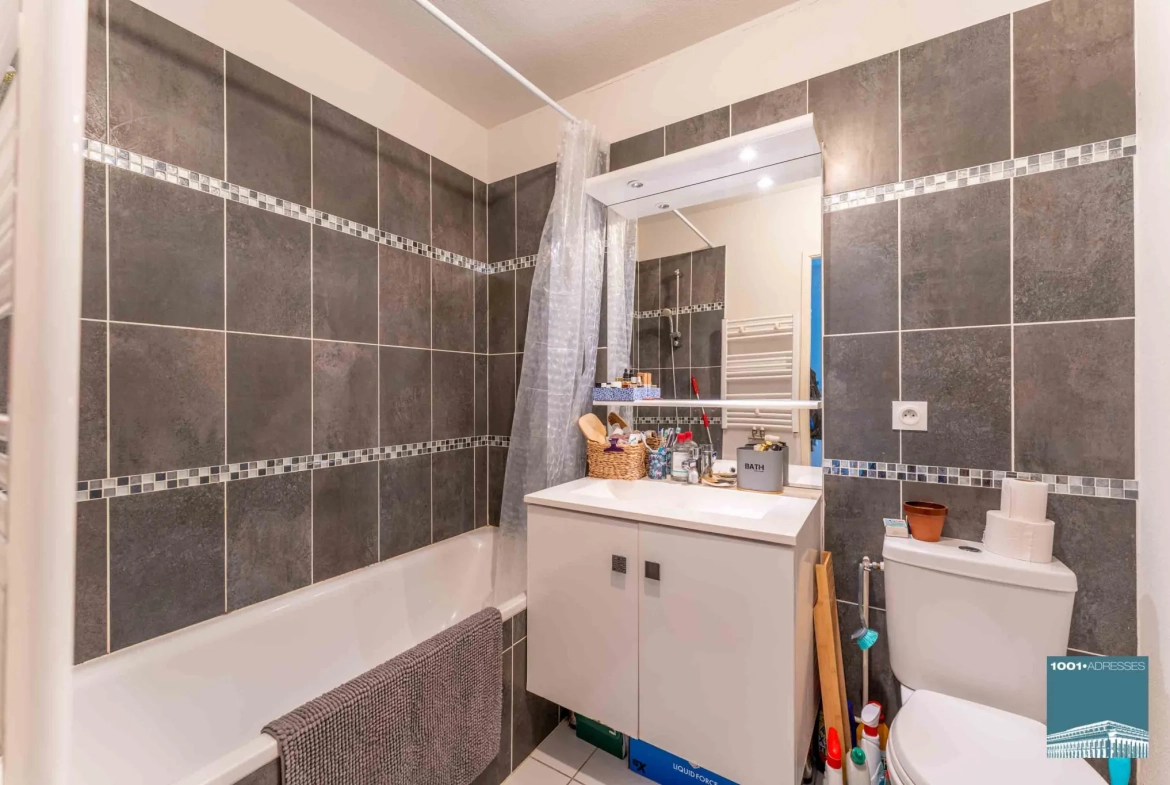 Appartement T2 loué avec balcon et stationnement à Saint-Médard-en-Jalles 