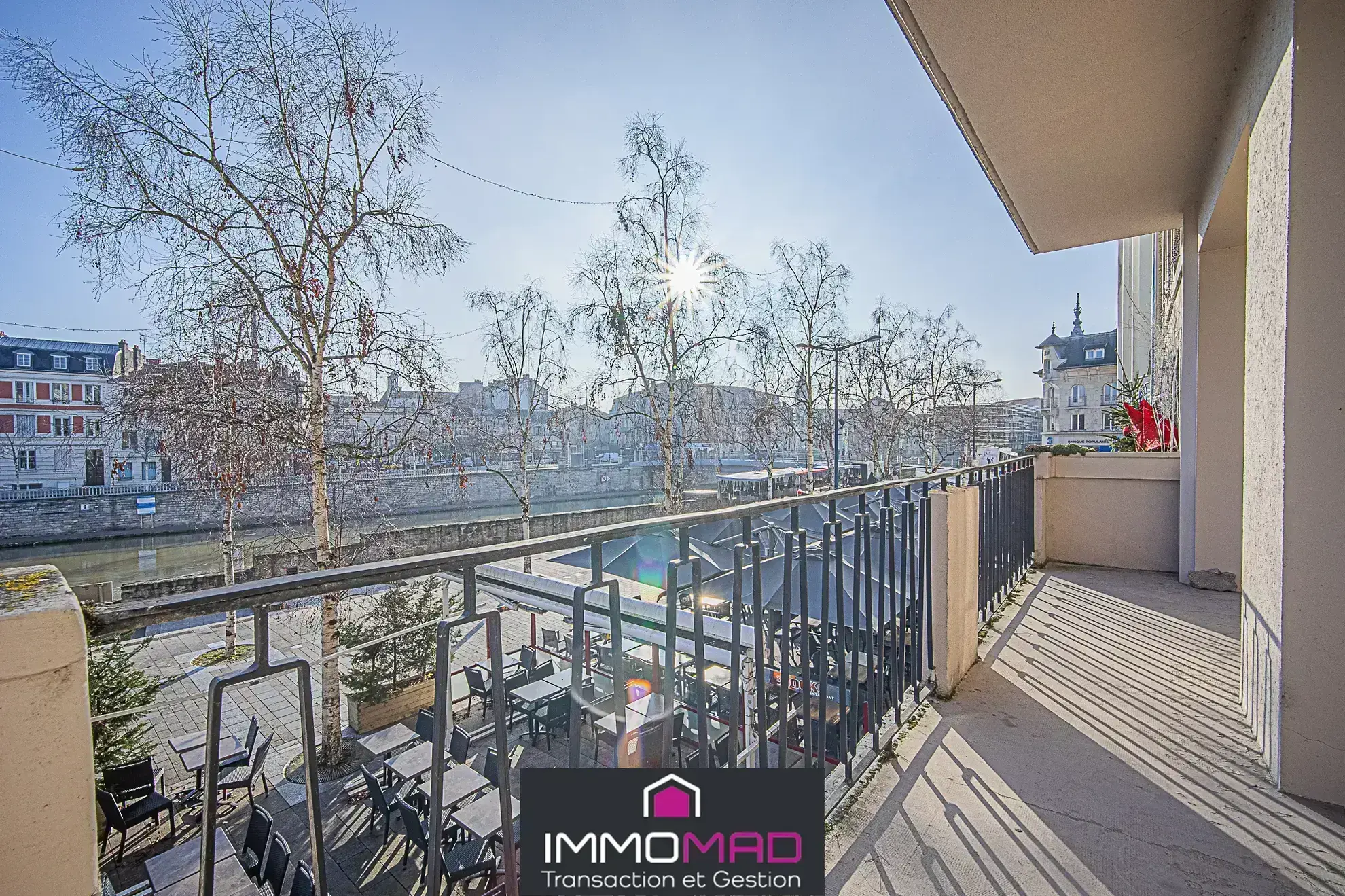Appartement T4 à Verdun avec balcon et vue sur la Meuse - Opportunité d'investissement ou d'habitation 