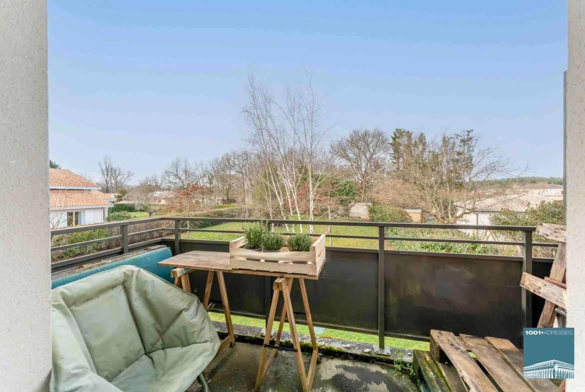Appartement T2 loué avec balcon et stationnement à Saint-Médard-en-Jalles 