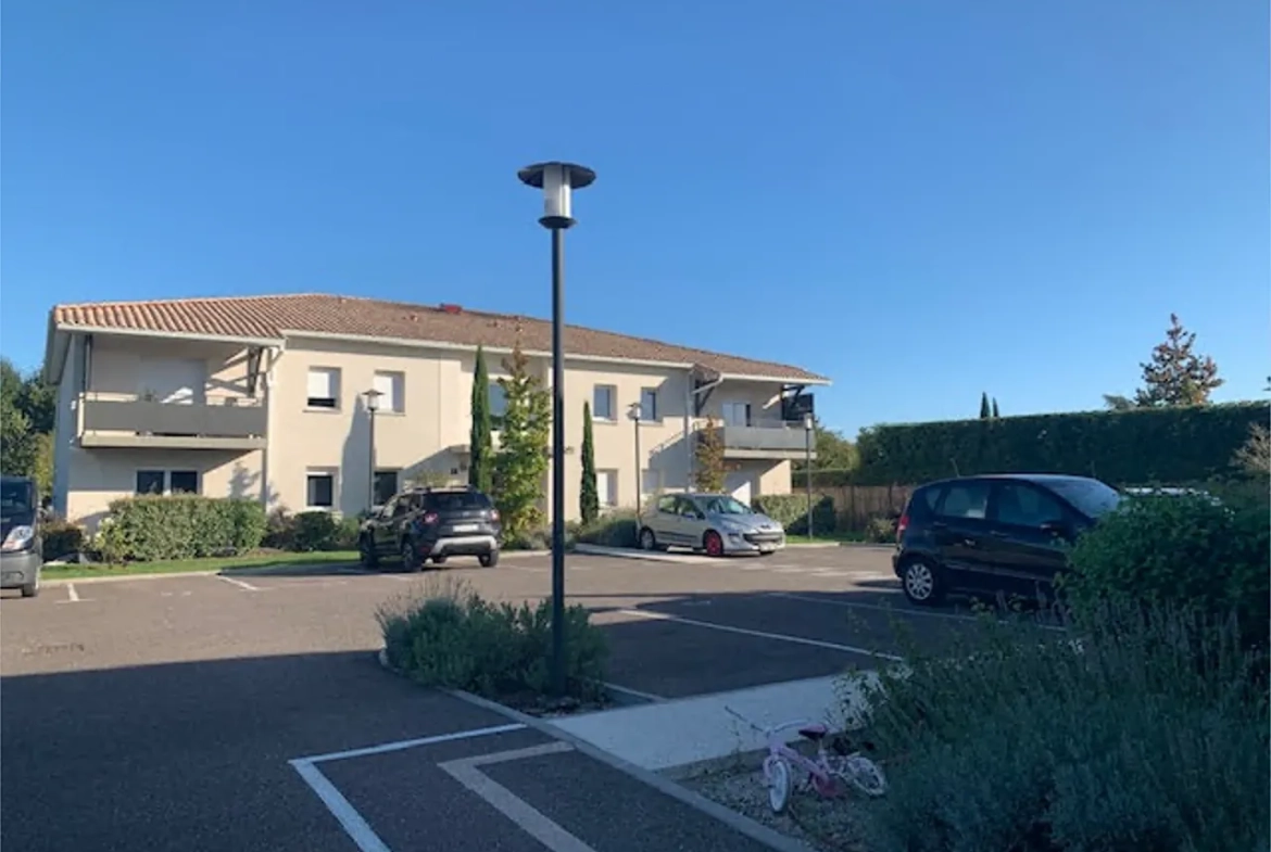 Appartement T2 loué avec balcon et stationnement à Saint-Médard-en-Jalles 