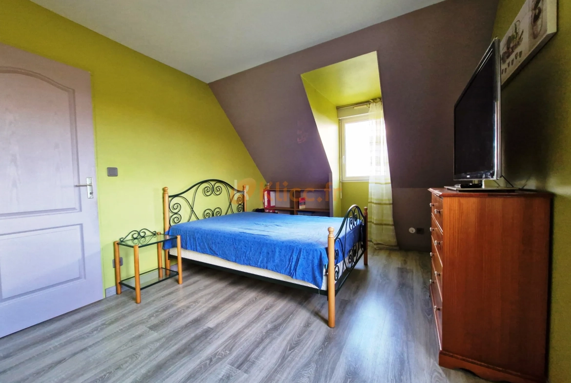 Magnifique pavillon contemporain avec 4 chambres et sous-sol complet à Elbeuf en Bray 
