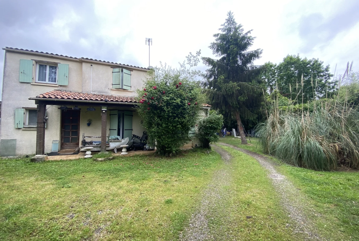 Maison 102 m² avec piscine à vendre près de La Réole et Marmande 