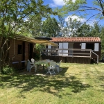 Bungalow en bois de 32 m² à Le Mazeau proche de la rivière - Idéal amoureux de la nature
