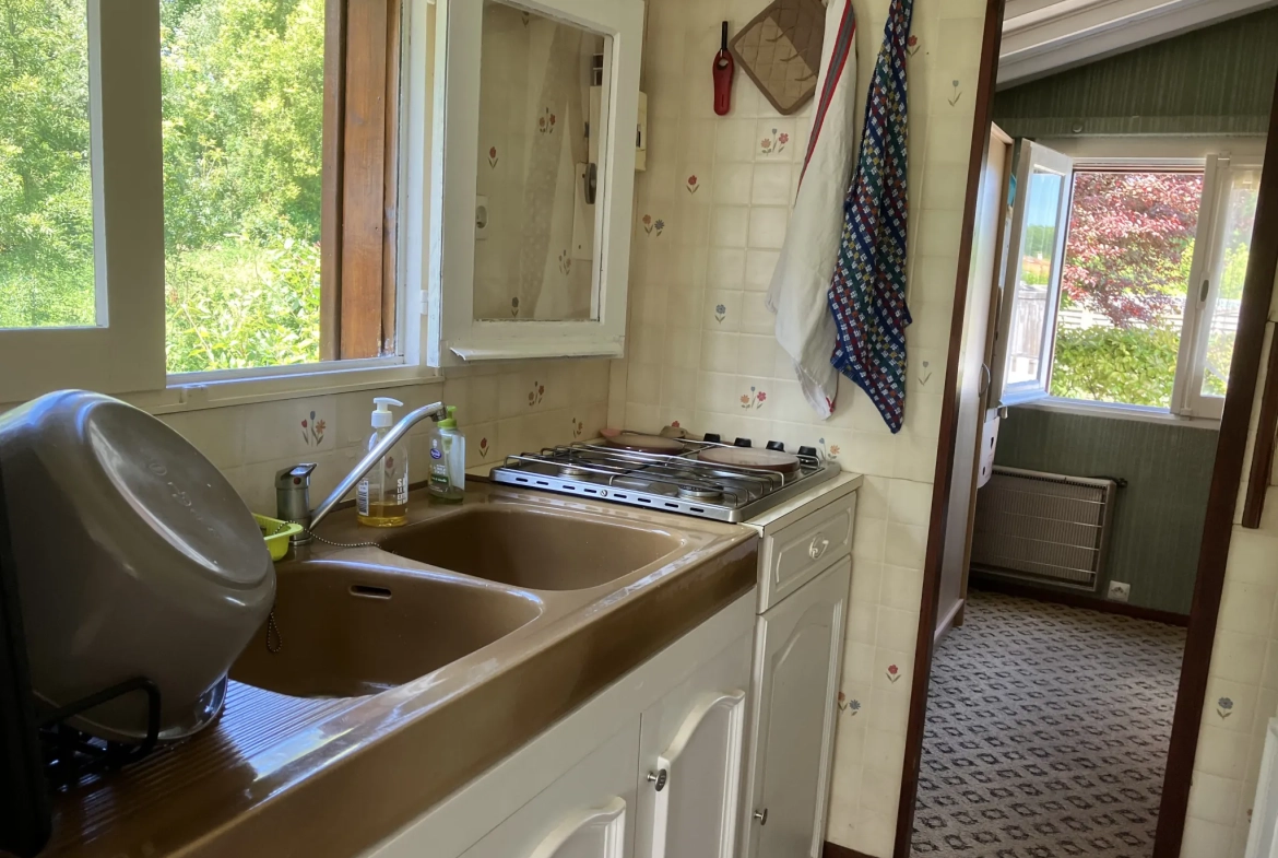 Bungalow en bois de 32 m² à Le Mazeau proche de la rivière - Idéal amoureux de la nature 