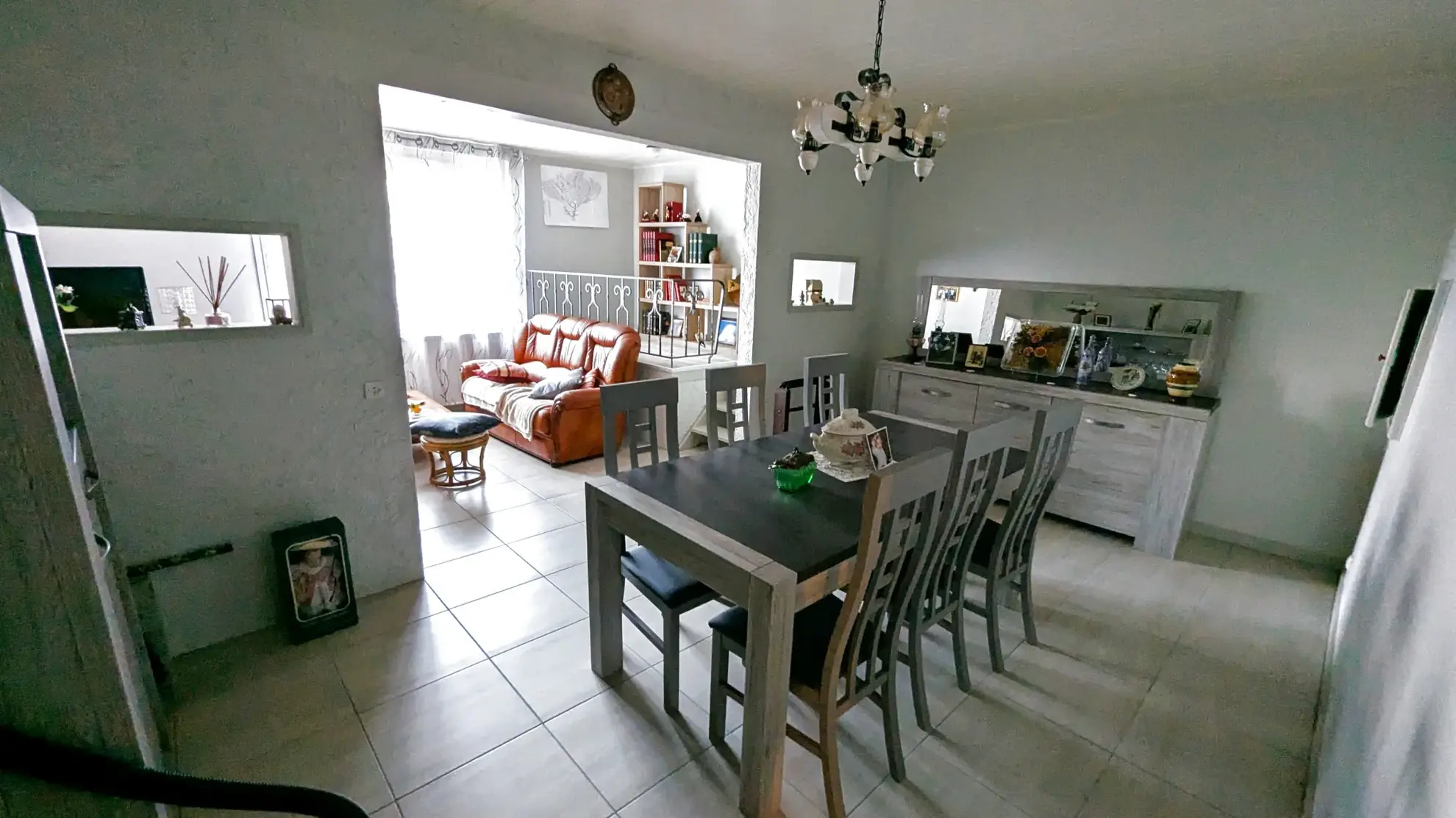 Maison de village à Magne avec 4 chambres, grande cuisine et jardin, rénovée 
