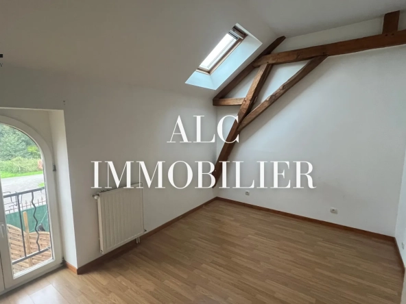 Maison 116,07 m² avec cour et parking à vendre à Alençon