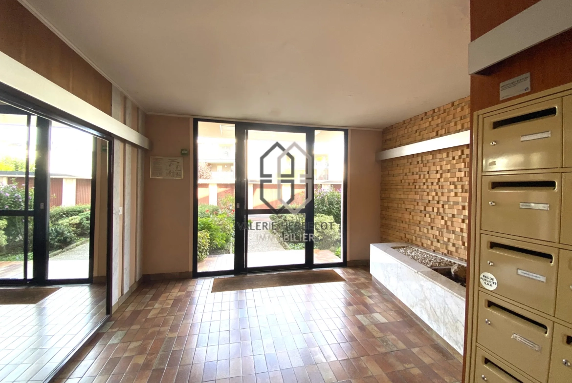 Magnifique appartement 3 pièces avec balcon, cave et box à Chennevières-sur-Marne 