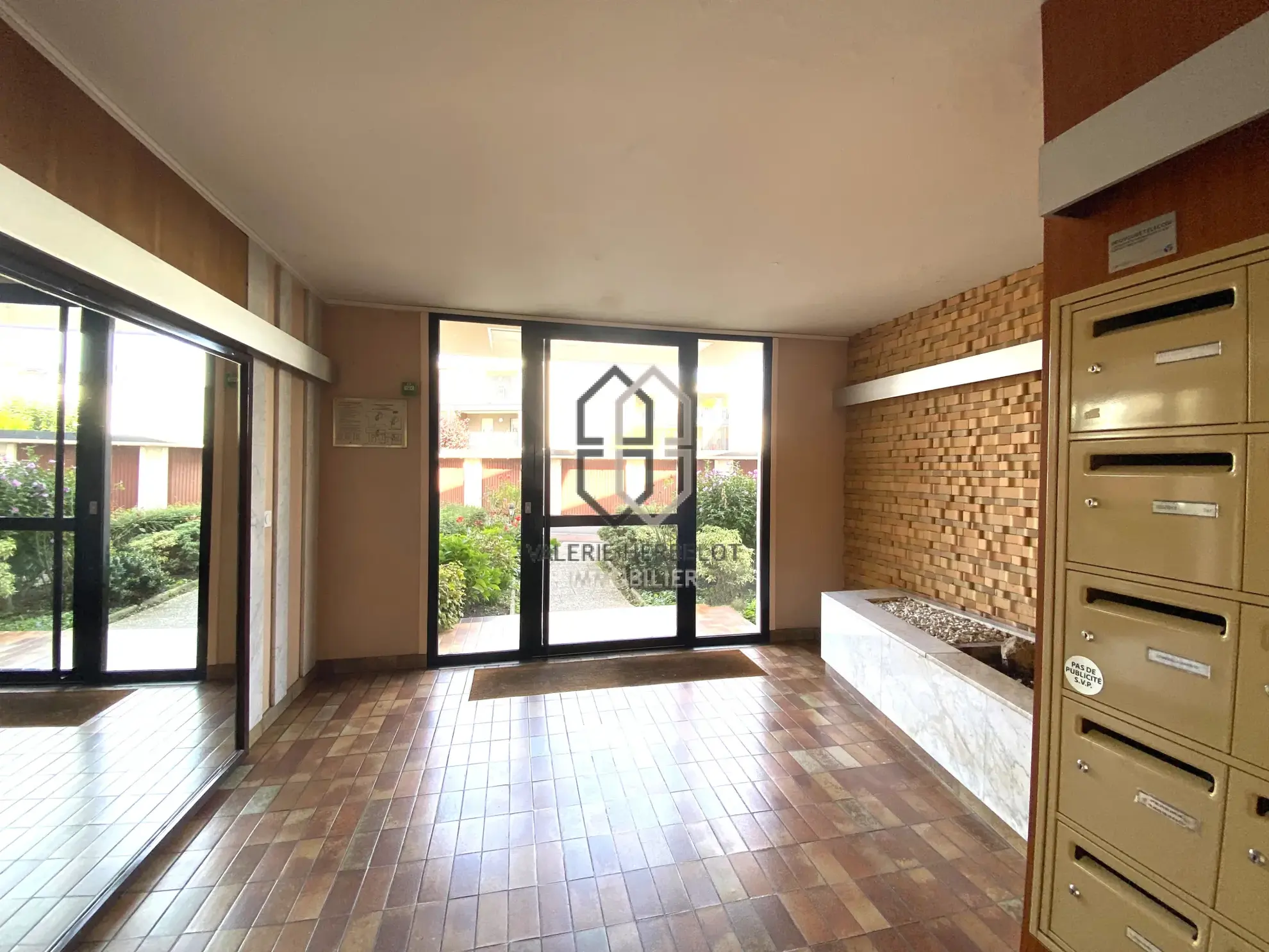 Magnifique appartement 3 pièces avec balcon, cave et box à Chennevières-sur-Marne 