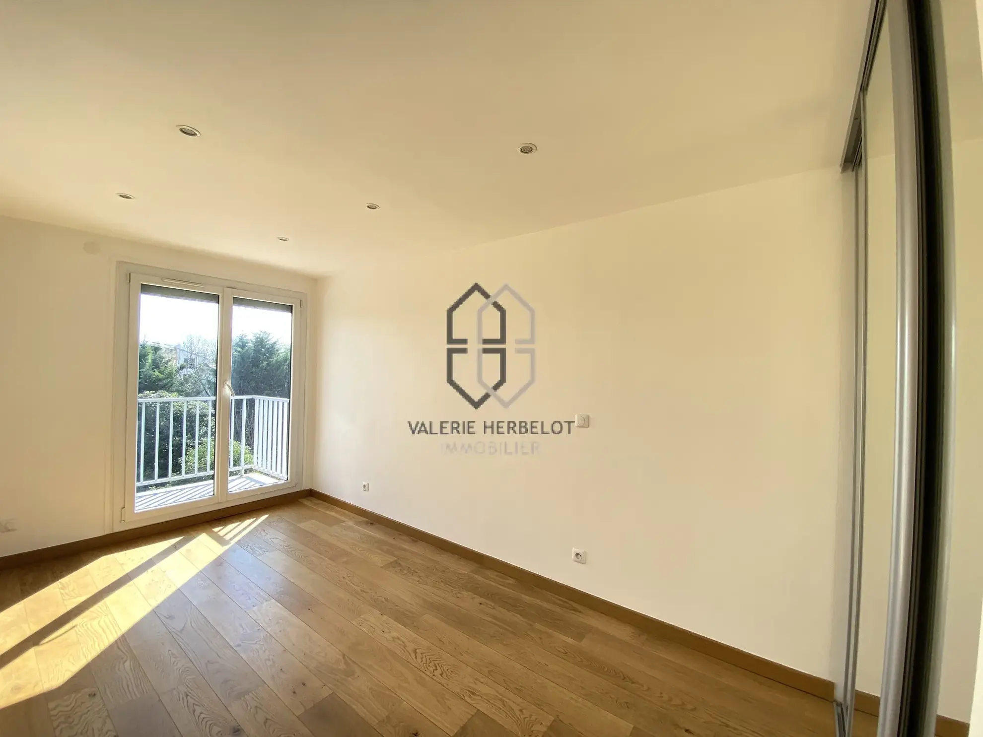 Magnifique appartement 3 pièces avec balcon, cave et box à Chennevières-sur-Marne 
