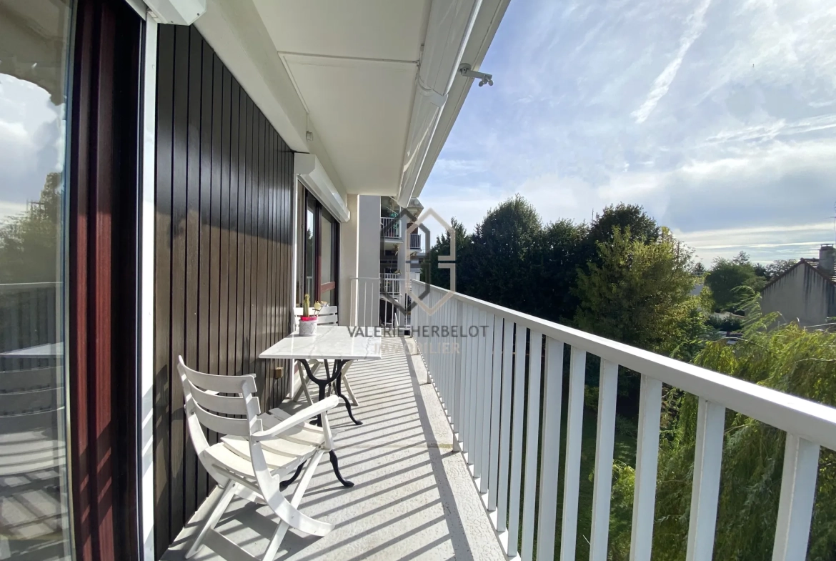Magnifique appartement 3 pièces avec balcon, cave et box à Chennevières-sur-Marne 