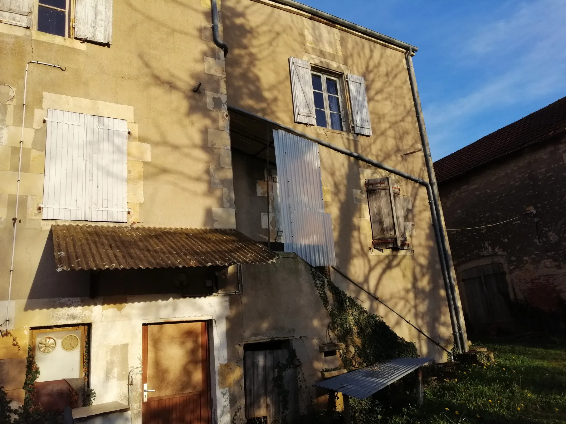 Immeuble à rénover pour création de 4 appartements à Nevers et Garchizy 
