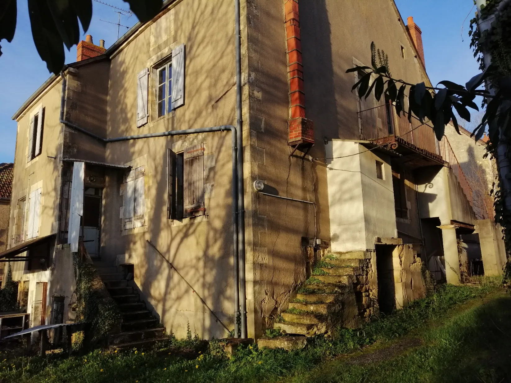 Immeuble à rénover pour création de 4 appartements à Nevers et Garchizy 