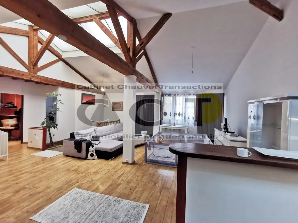 Immeuble à vendre à Clermont-Ferrand, Vieux Montferrand, idéal investissement 