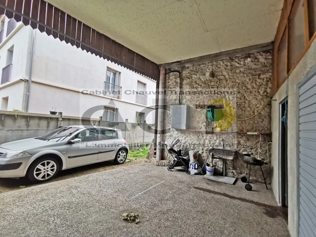 Immeuble à vendre à Clermont-Ferrand, Vieux Montferrand, idéal investissement 
