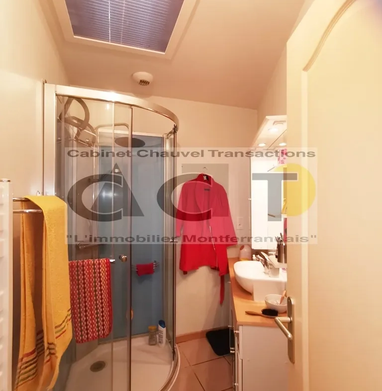 Immeuble à vendre à Clermont-Ferrand, Vieux Montferrand, idéal investissement 