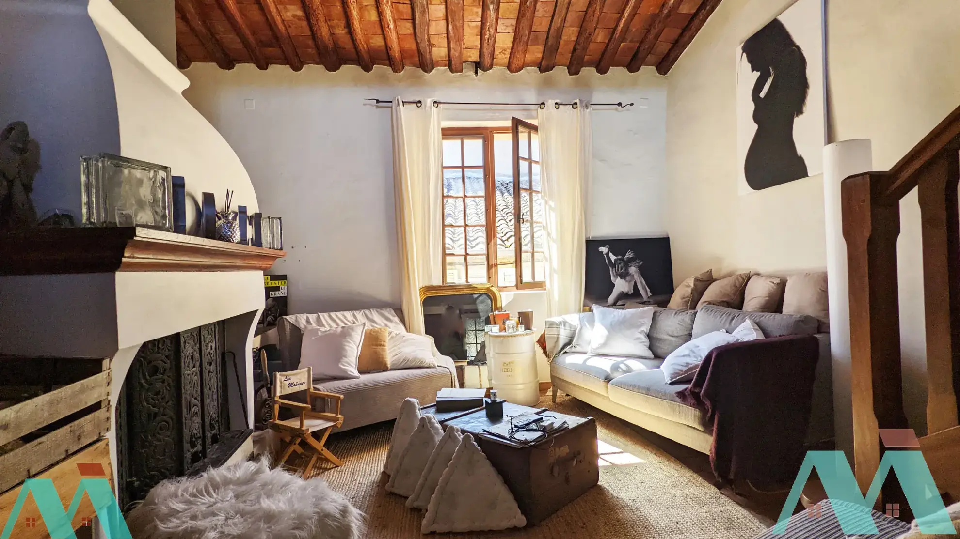 Appartement T3 en Duplex avec Terrasse et Garage au Beausset 