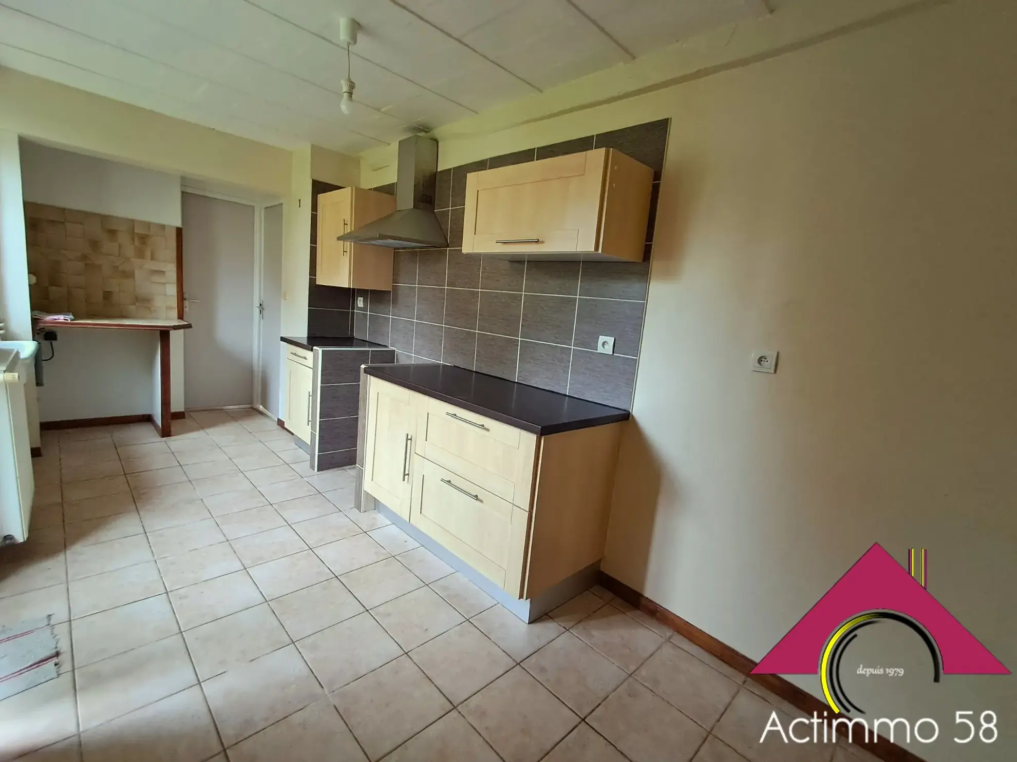 Maison de 110 m² à Ourouer-Les-Bourdelins avec grand terrain et possibilité d'agrandissement 