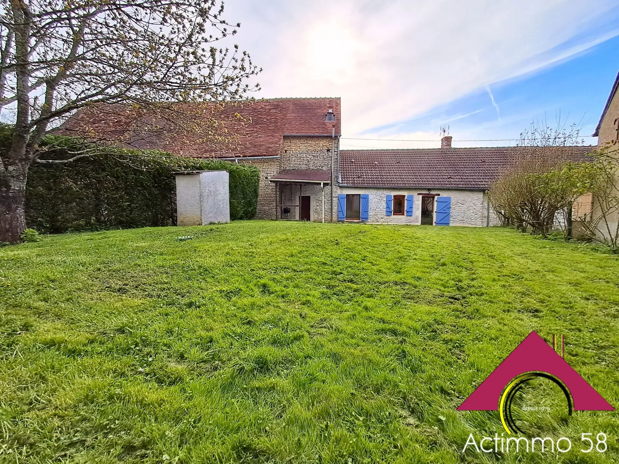 Maison de 110 m² à Ourouer-Les-Bourdelins avec grand terrain et possibilité d'agrandissement 