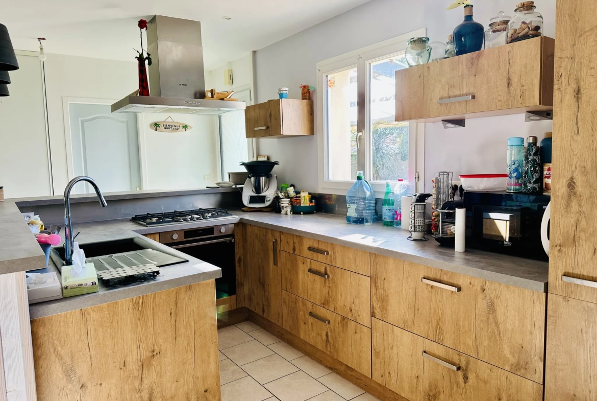 Maison de plain-pied avec 4 chambres près du Marais Poitevin à La Ronde 