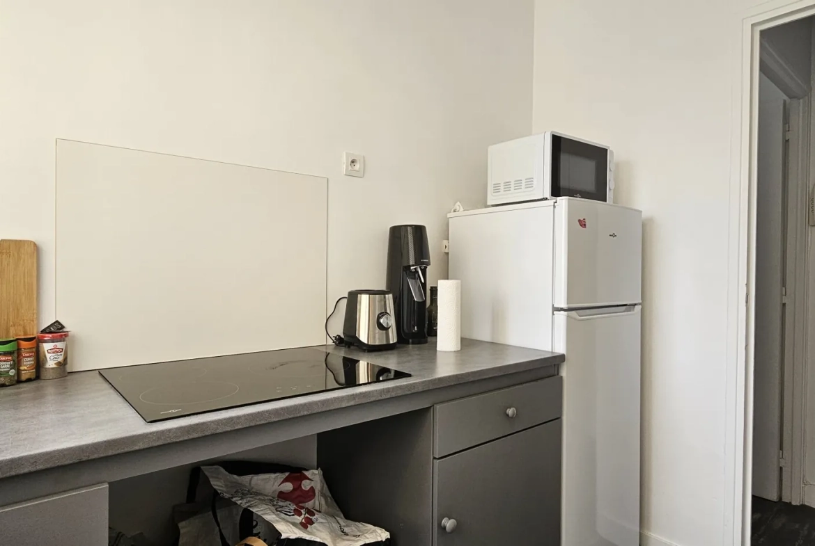Appartement F1 loué à Ifs proche campus 3 - Opportunité d'investissement 