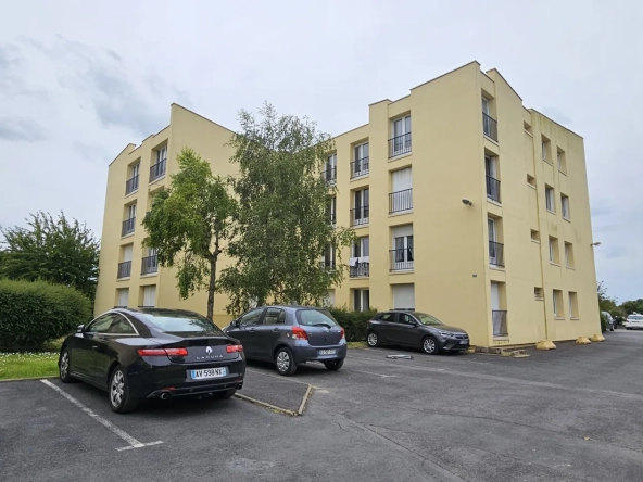 Appartement F1 loué à Ifs proche campus 3 - Opportunité d'investissement