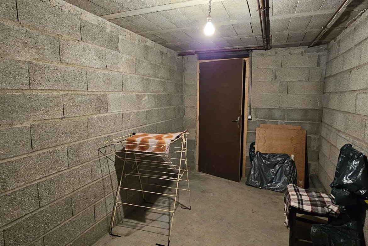 À vendre pavillon indépendant de 100 m² à Clamecy avec garage et terrasse en Bourgogne 