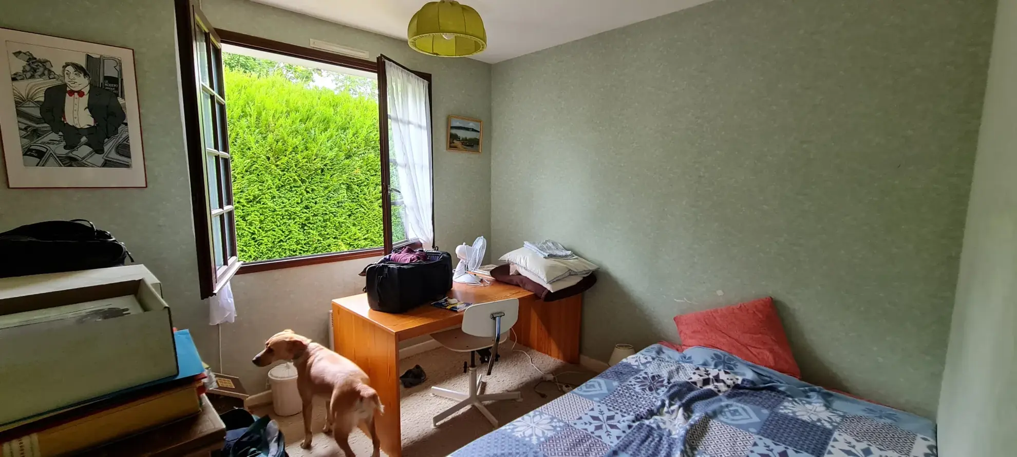 À vendre pavillon indépendant de 100 m² à Clamecy avec garage et terrasse en Bourgogne 