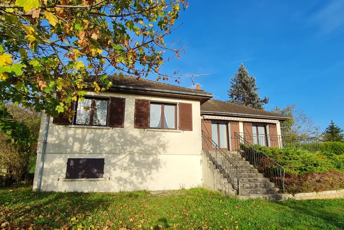 À vendre pavillon indépendant de 100 m² à Clamecy avec garage et terrasse en Bourgogne 
